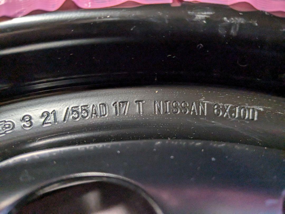 日産純正　新品 15インチ 黒 スチールホイール