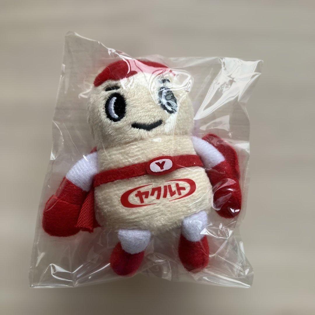 ヤクルトマン マスコット 非売品 - メルカリ