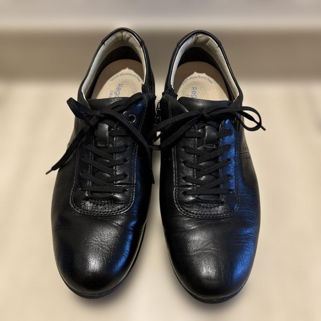 REGAL Walk 黒のレザー紐チャック
