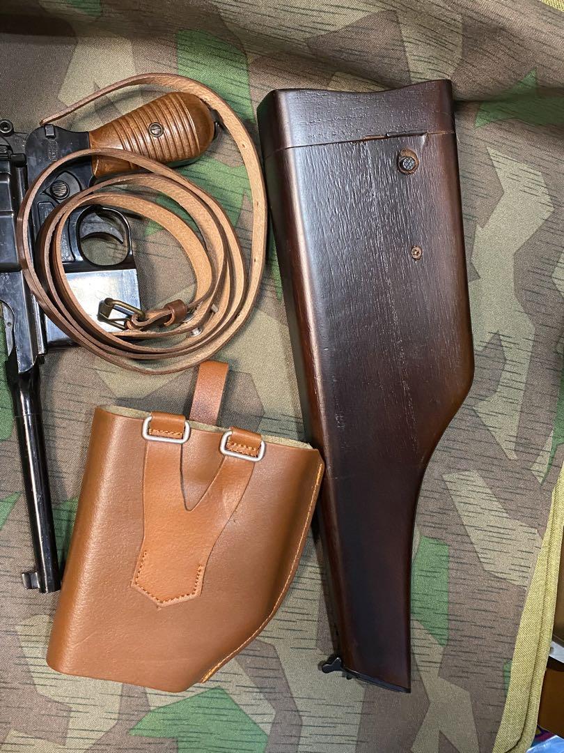 ドイツ軍　モーゼルM712用木製ホルスター&ホルダーとスリング(レプリカ)