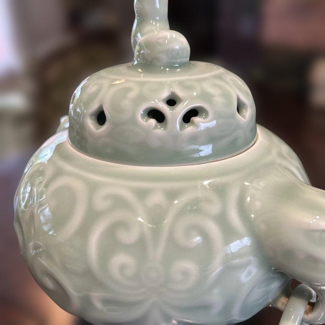 伊万里焼 青磁香炉 唐獅子 伊万里焼 青磁香炉 唐獅子