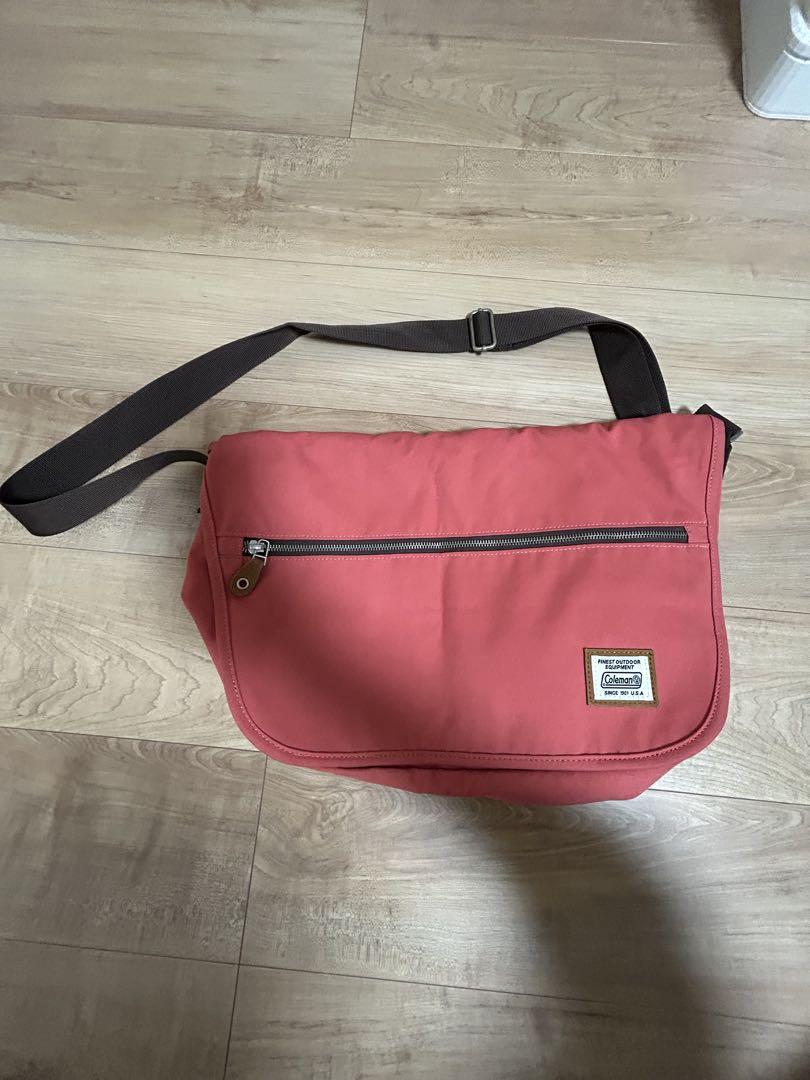 Coleman ショルダーバッグ　サーモンピンク