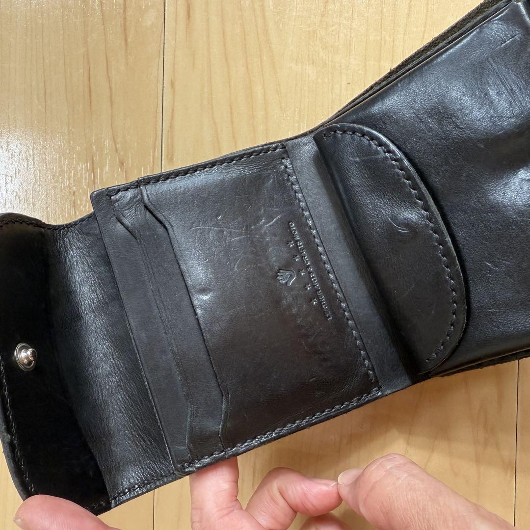 moto コンパクト ウォレット　黒 エレファントレザー 三つ折り財布