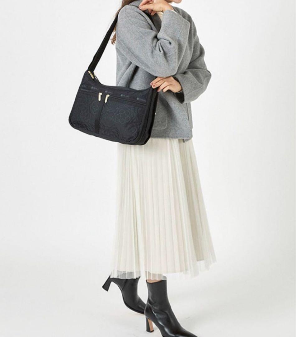 LeSportsac ショルダーバッグ バッグ CLASSIC HOBO パフィー