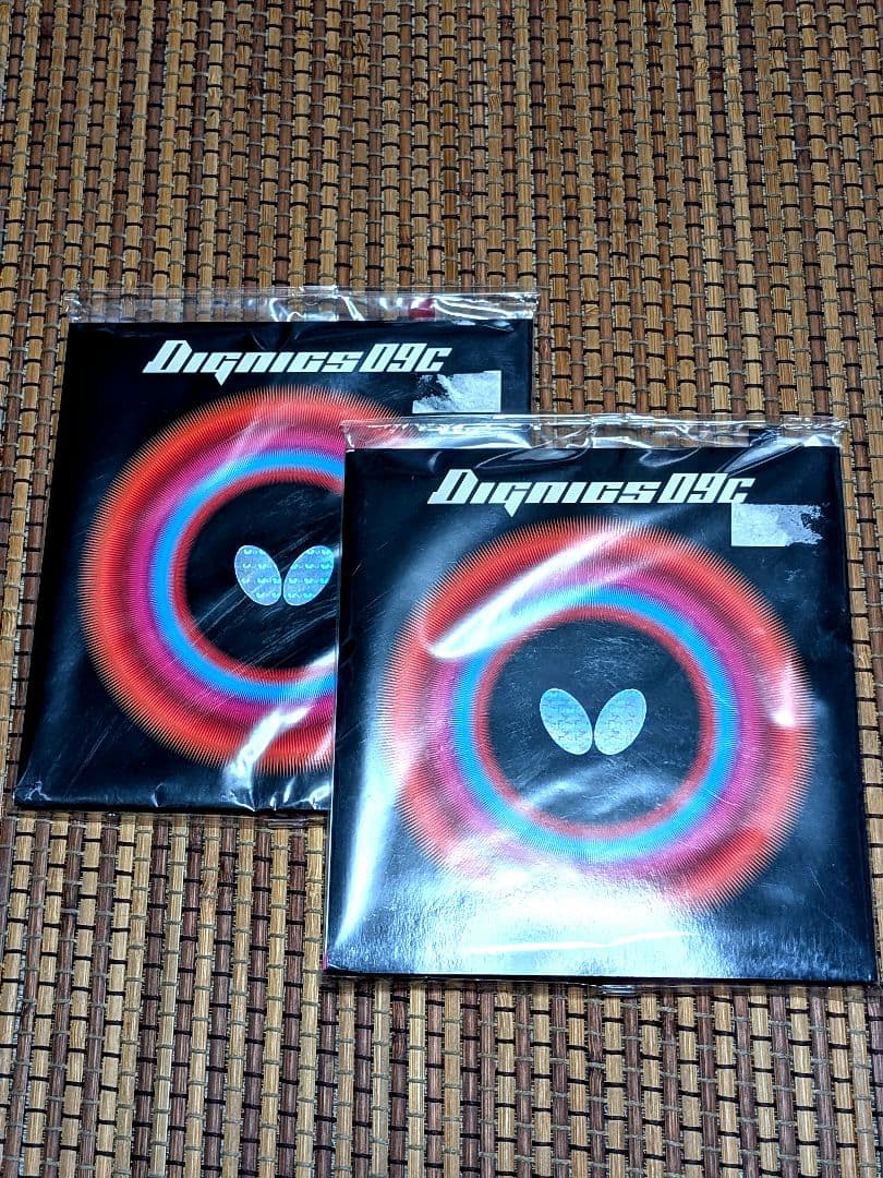 【新品 未使用】バタフライ　ディグニクス09C 2.1 赤黒セット