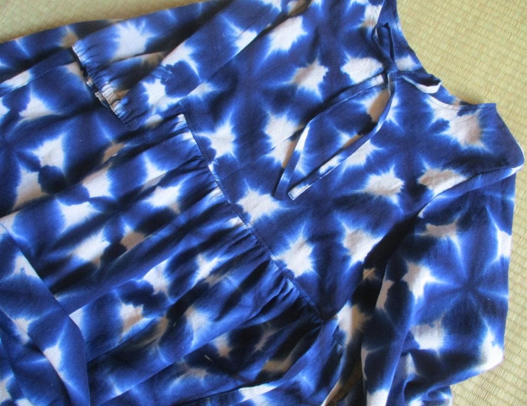 雪花絞りリメイクゆったりパフ袖ワンピースリボン リボン裏地サップ藍染木綿