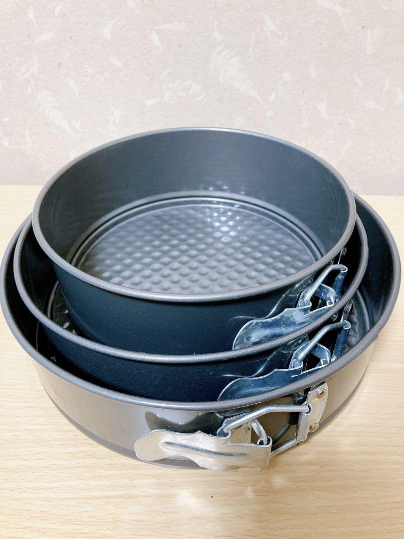 4つセットケーキ型バネ式底抜け
