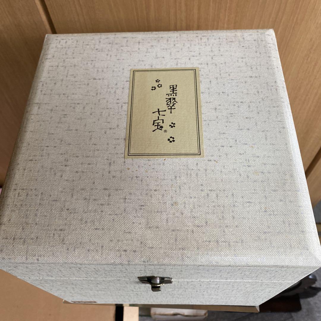 黒翠七宝　鯉　花瓶