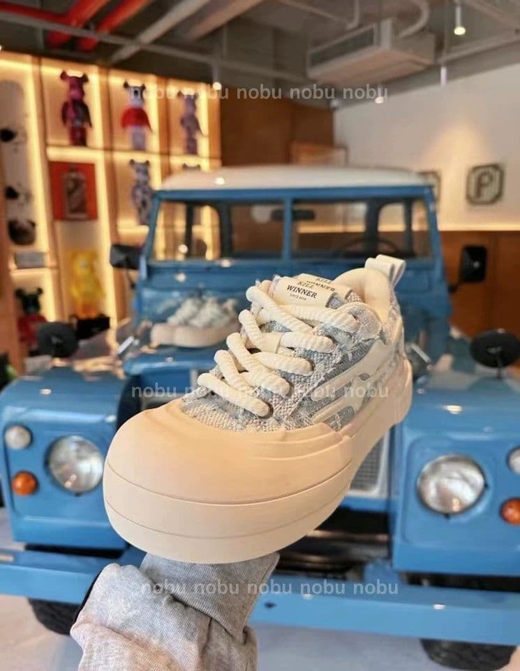 正規品 killwinner 厚底スニーカーデカ大 きめ太い紐2つy2kブルー 正規品 killwinner 厚底スニーカーデカ大 きめ太い紐2つy2kブルー