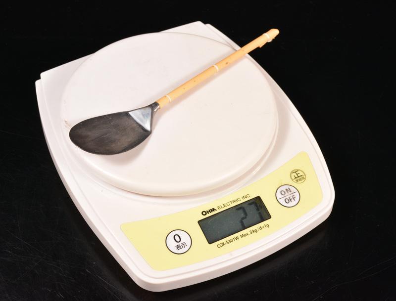 ルにてその 茶道具 共箱 C R2020 Snc1O-m59420211514 錺師 常貞作 南鐐風炉灰匙 Юすので