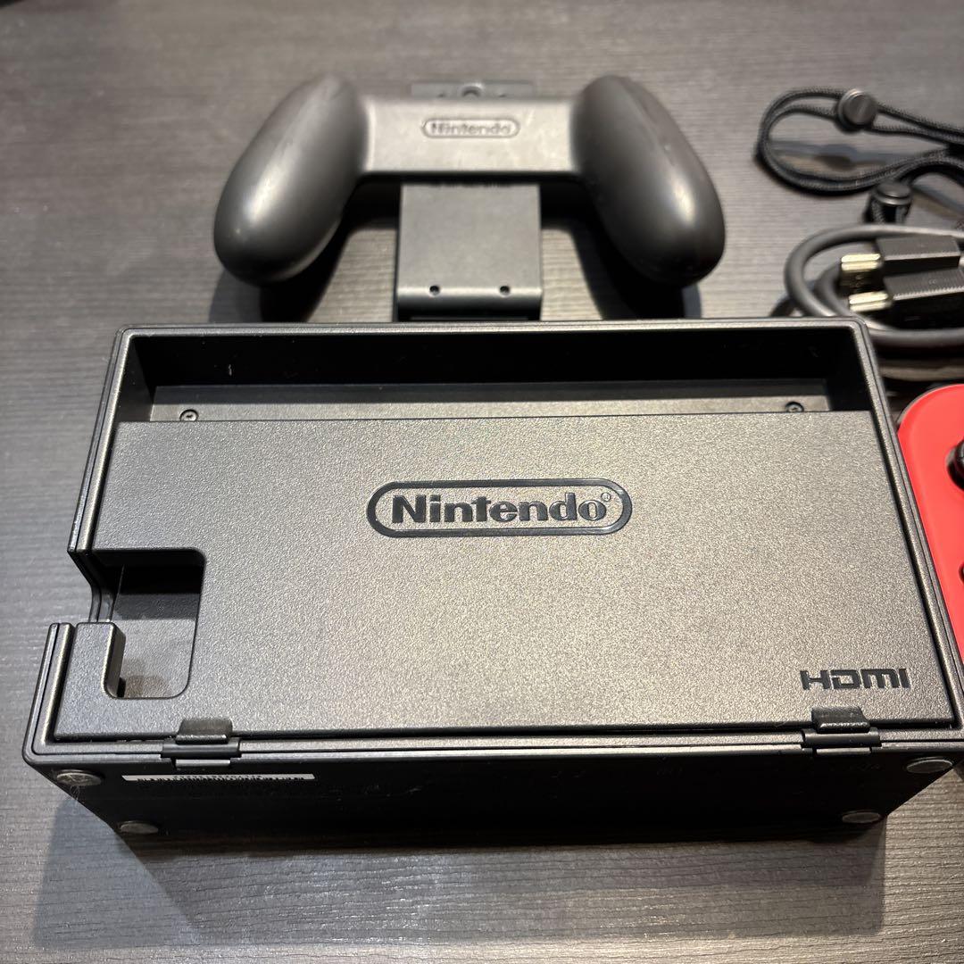 Nintendo Switch ニンテンドースイッチ本体　ネオン