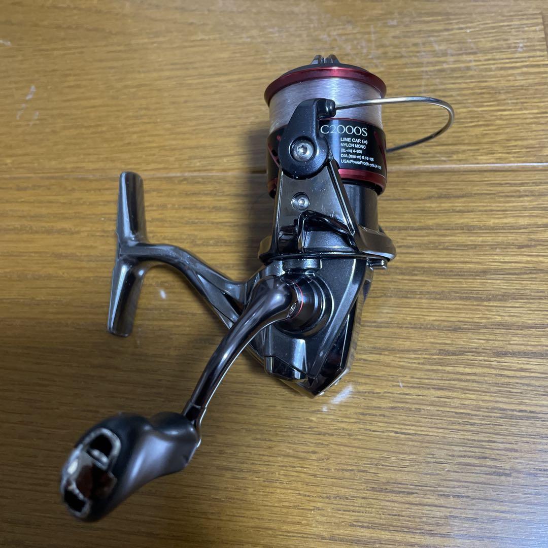 SHIMANO STRADIC CI4+ C2000S リール