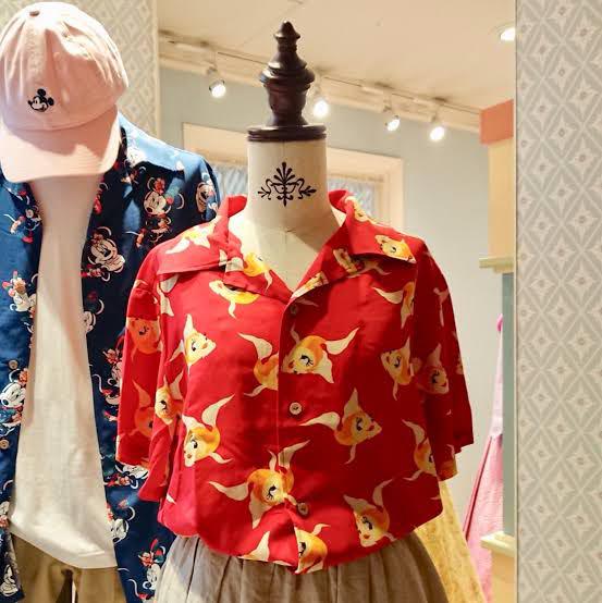 ディズニー公式 クレオアロハシャツ メルカリ