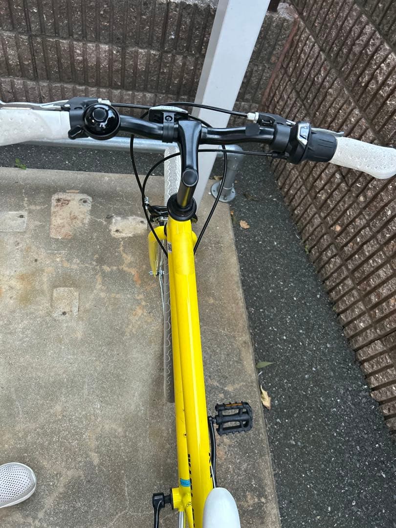 イエロースポーツバイク 700C目立った傷や汚れなし BRIGHTFACE_UK