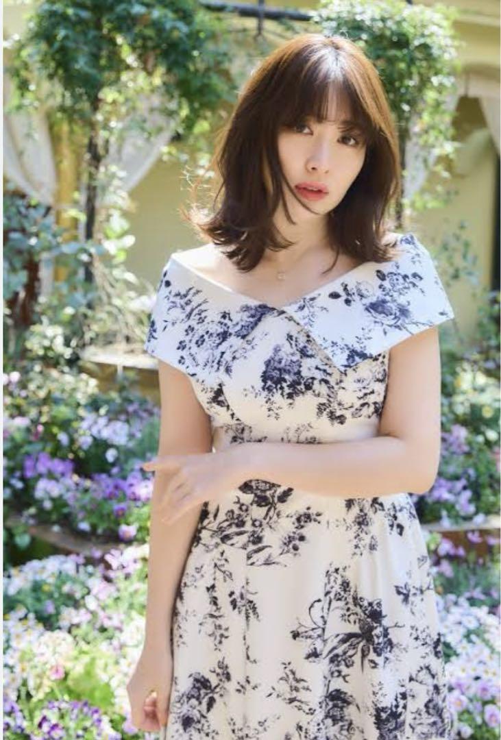 ワンピース Herlipto/Secret Garden Midi Dress/M