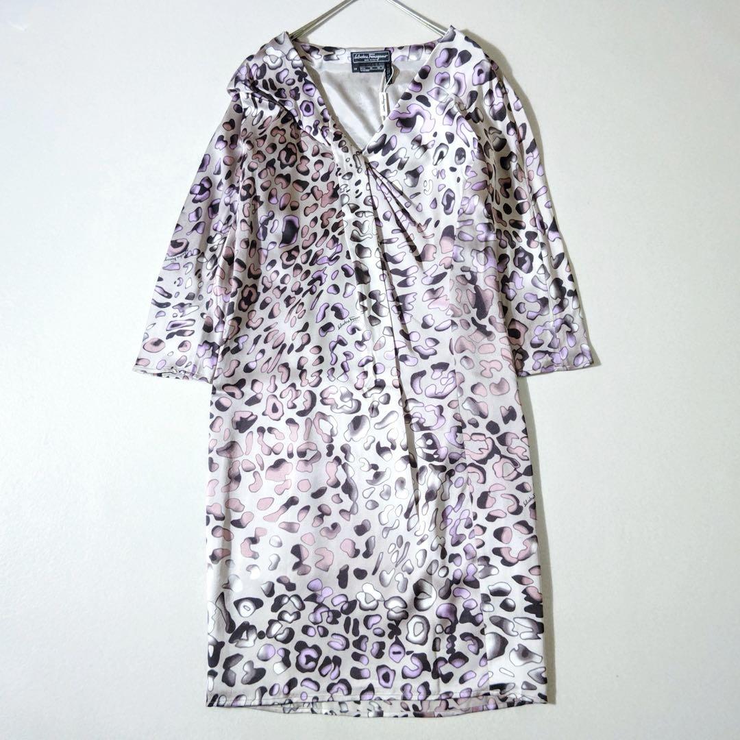 【Salvatore Ferragamo】新品！ワンピース　長袖　シルク100% Salvatore Ferragamo】新品 ワンピース 長袖 シルク100%