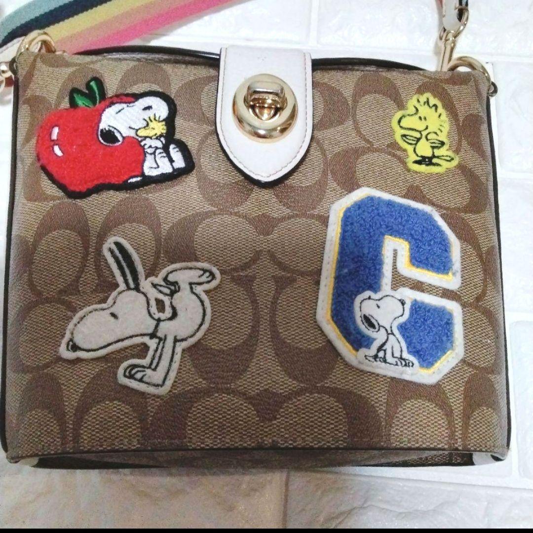 COACHコーチスヌーピー