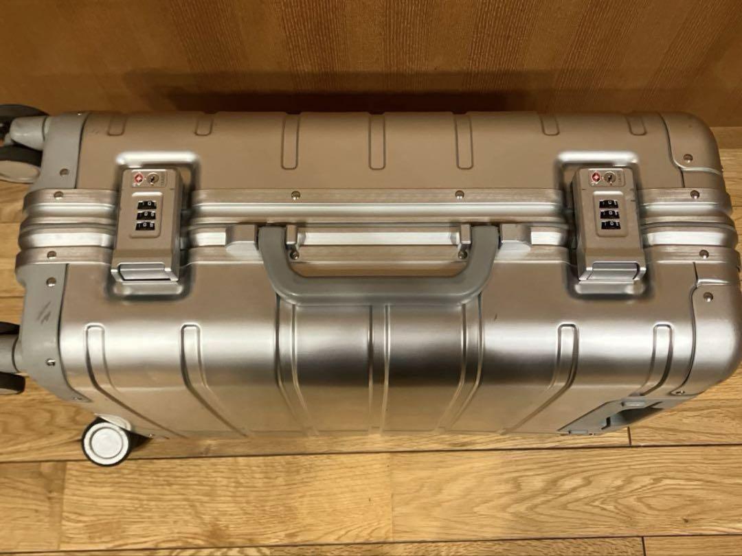 機内持ち込みサイズ