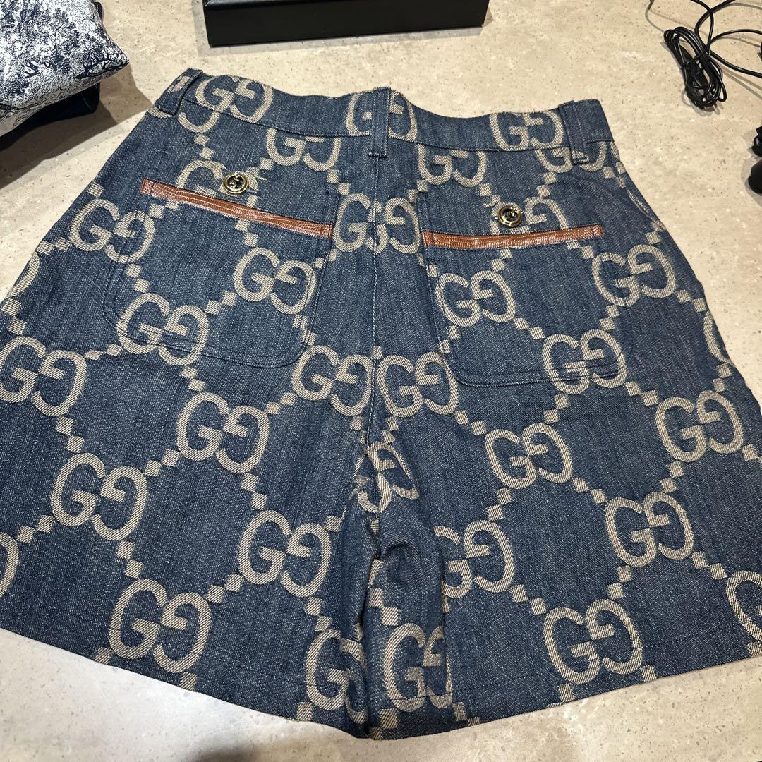GUCCI ショートパンツ　42