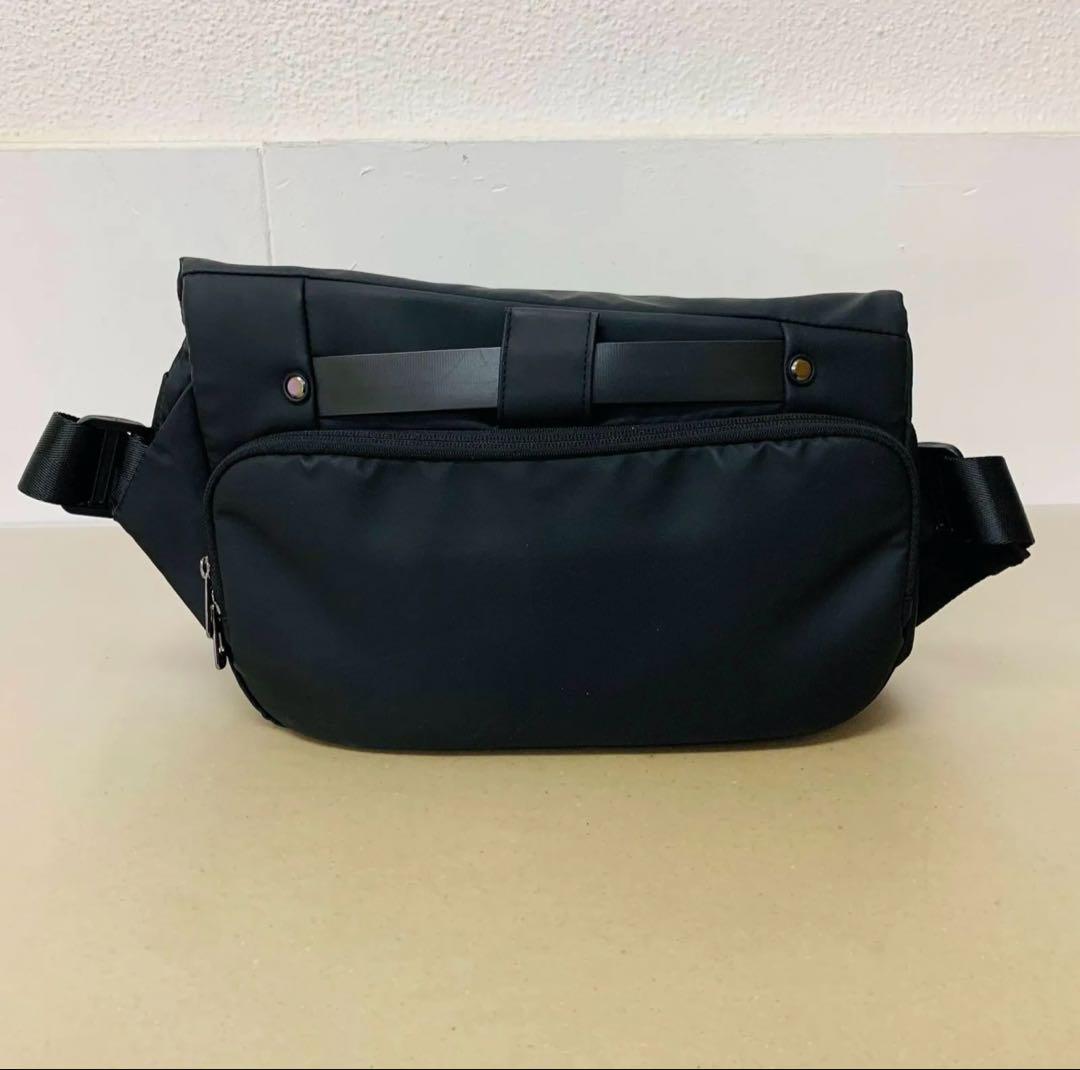 バッグ R1 Sling Bag NIID