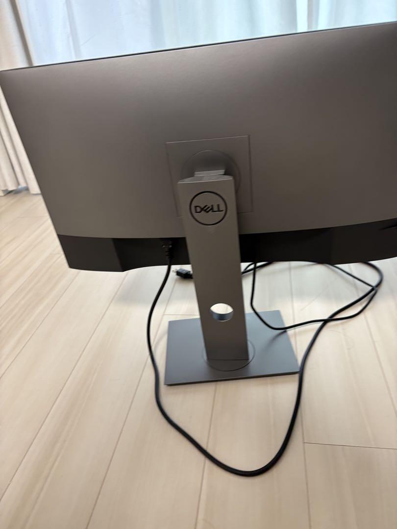 Dell U2720QM 27インチ 4K モニター