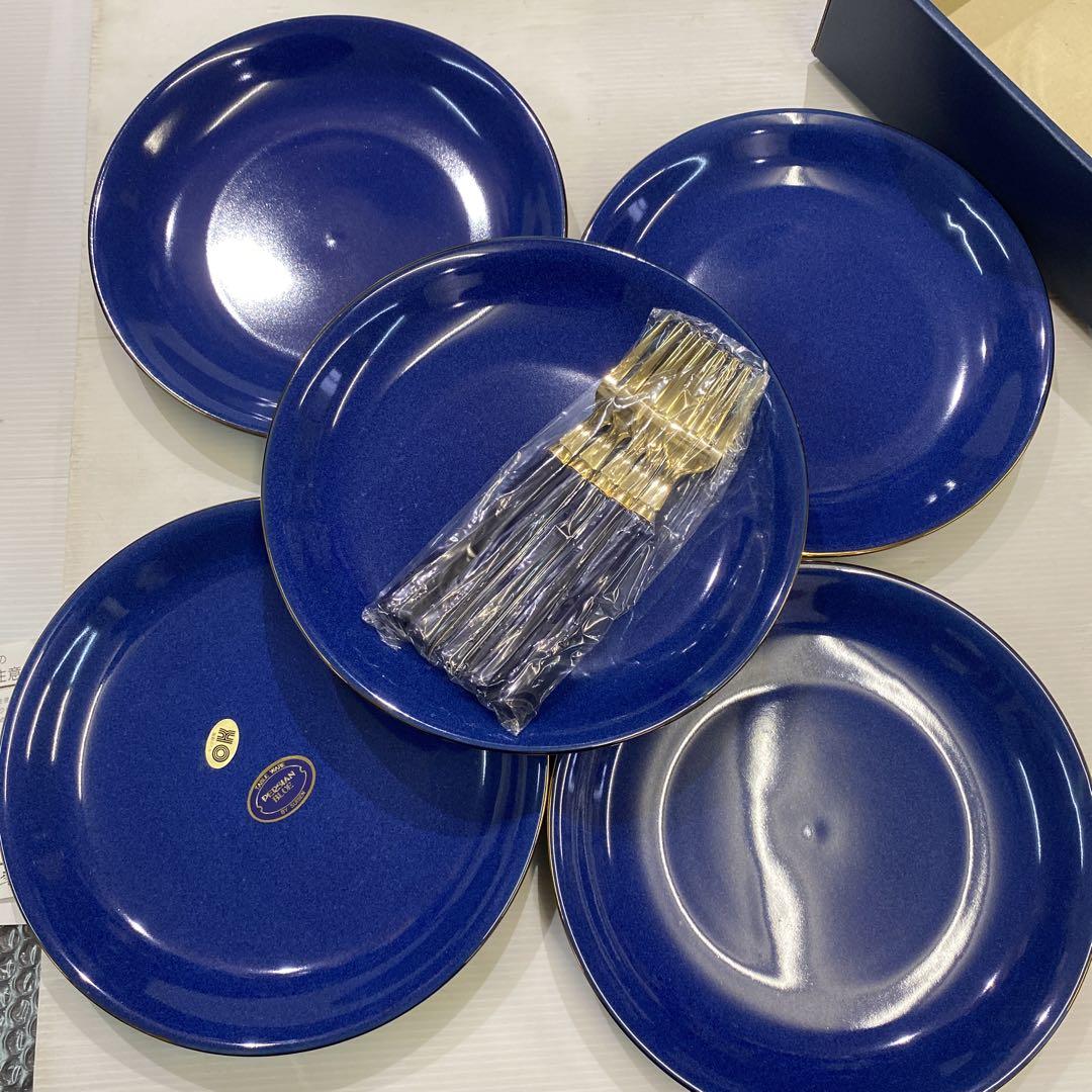 【未使用品】お皿とフォークの食器セット