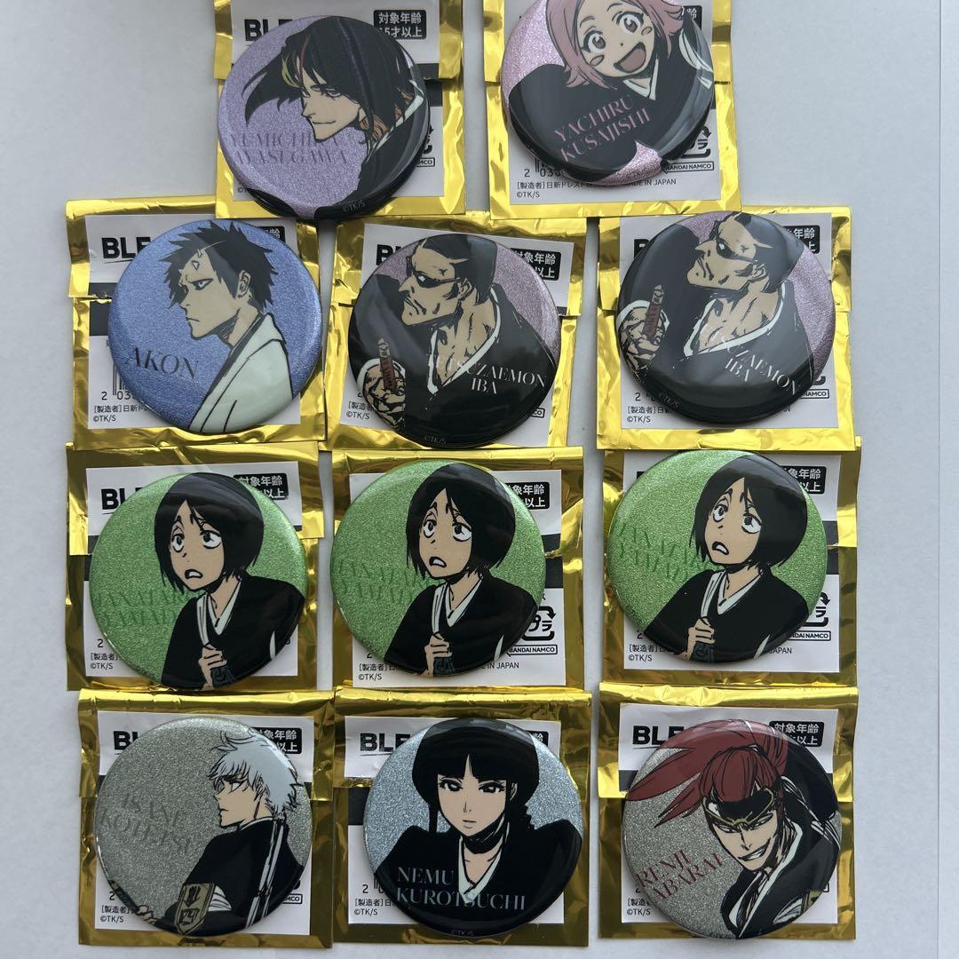 BLEACH WORLD グリッター缶バッジ 綾瀬川 弓親 ☆ - メルカリ