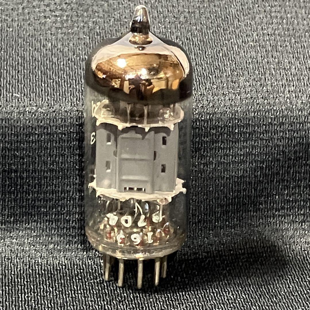 Mullard ECC83 ブラックバーン工場製 ヴィンテージ 真空管 Mullard ECC83 ブラックバーン工場製 ヴィンテージ 真空管