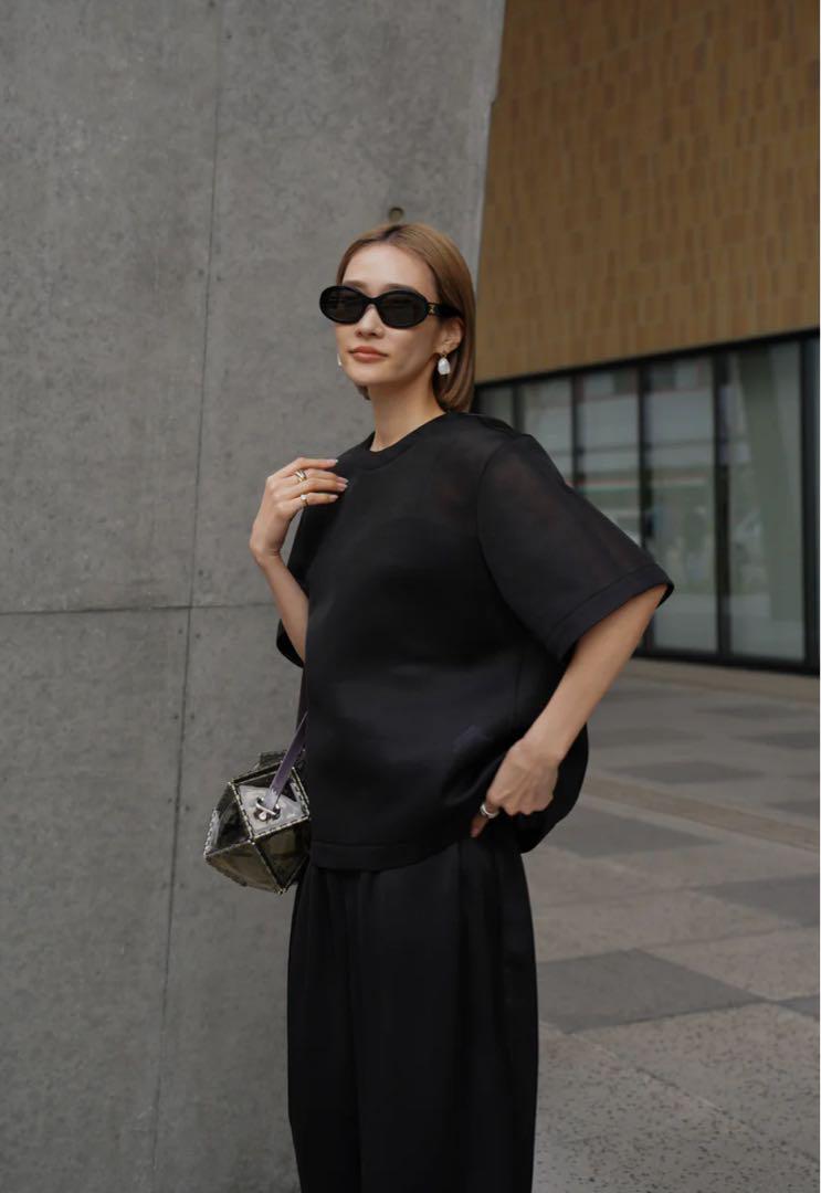 シースループルオーバー【BLACK】 – ELLIE
