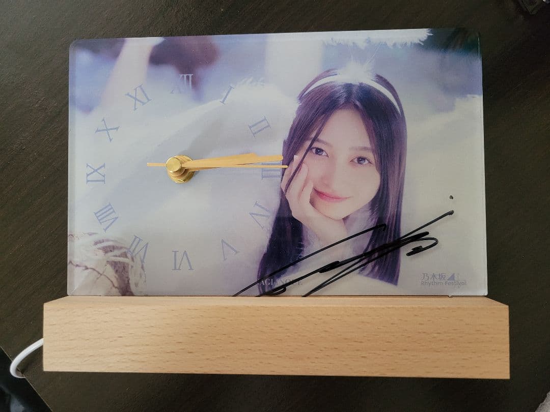 乃木フェス井上和 直筆サインLEDクロック 乃木坂46時計 櫻坂6期生日向坂 乃木フェス井上和 直筆サインLEDクロック 乃木坂46時計 櫻坂6期生日向坂