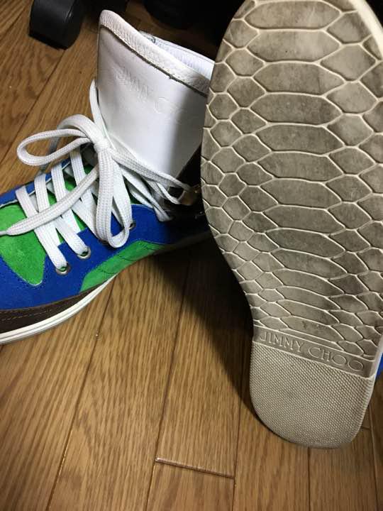 ジミーチュウ