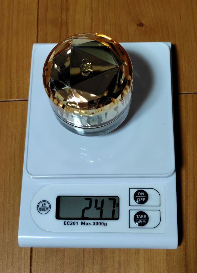 クレ・ド・ポー ボーテ　ル・フォンドゥタンｎ　オークル00