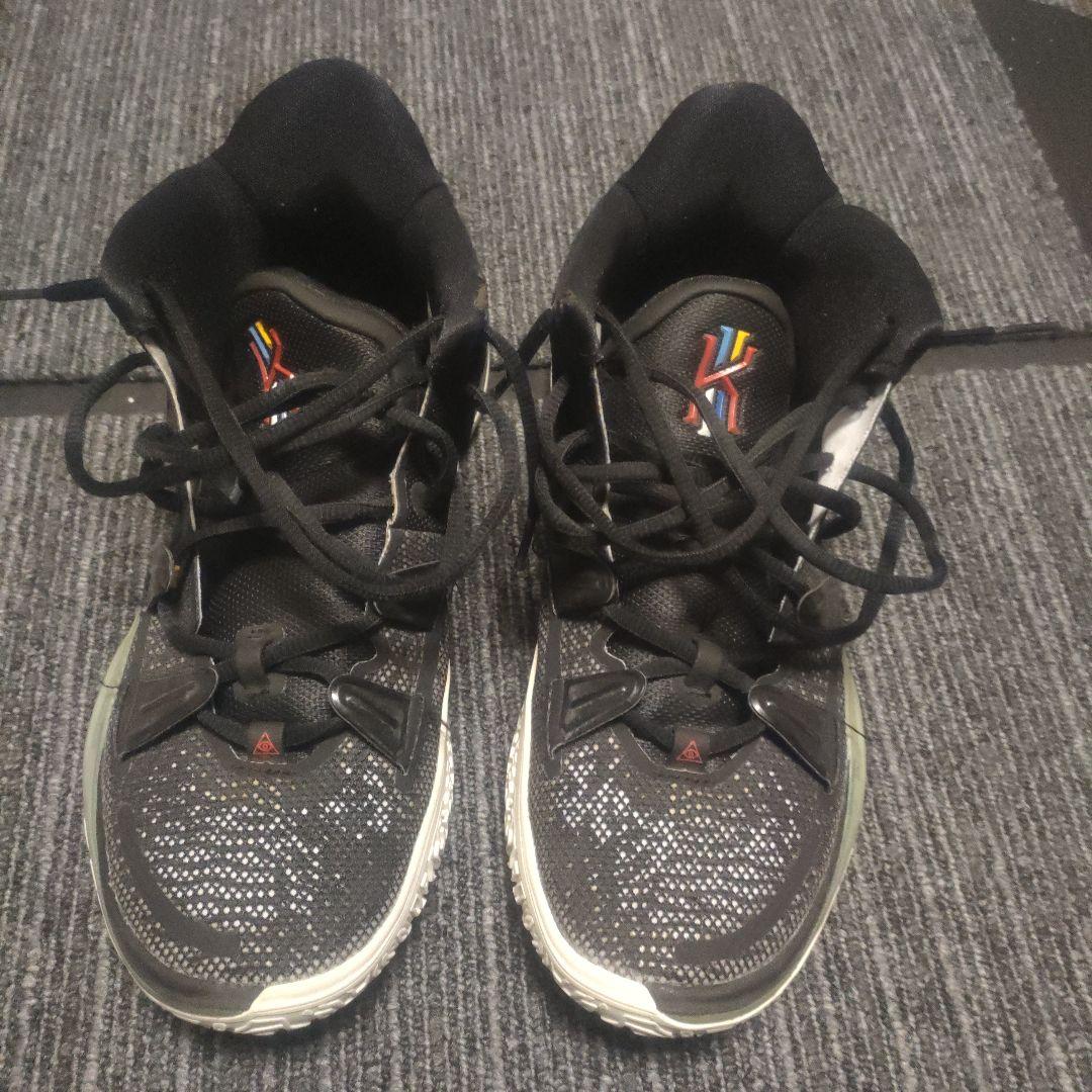 NIKE Kyrie 7 　ナイキ　カイリー　7