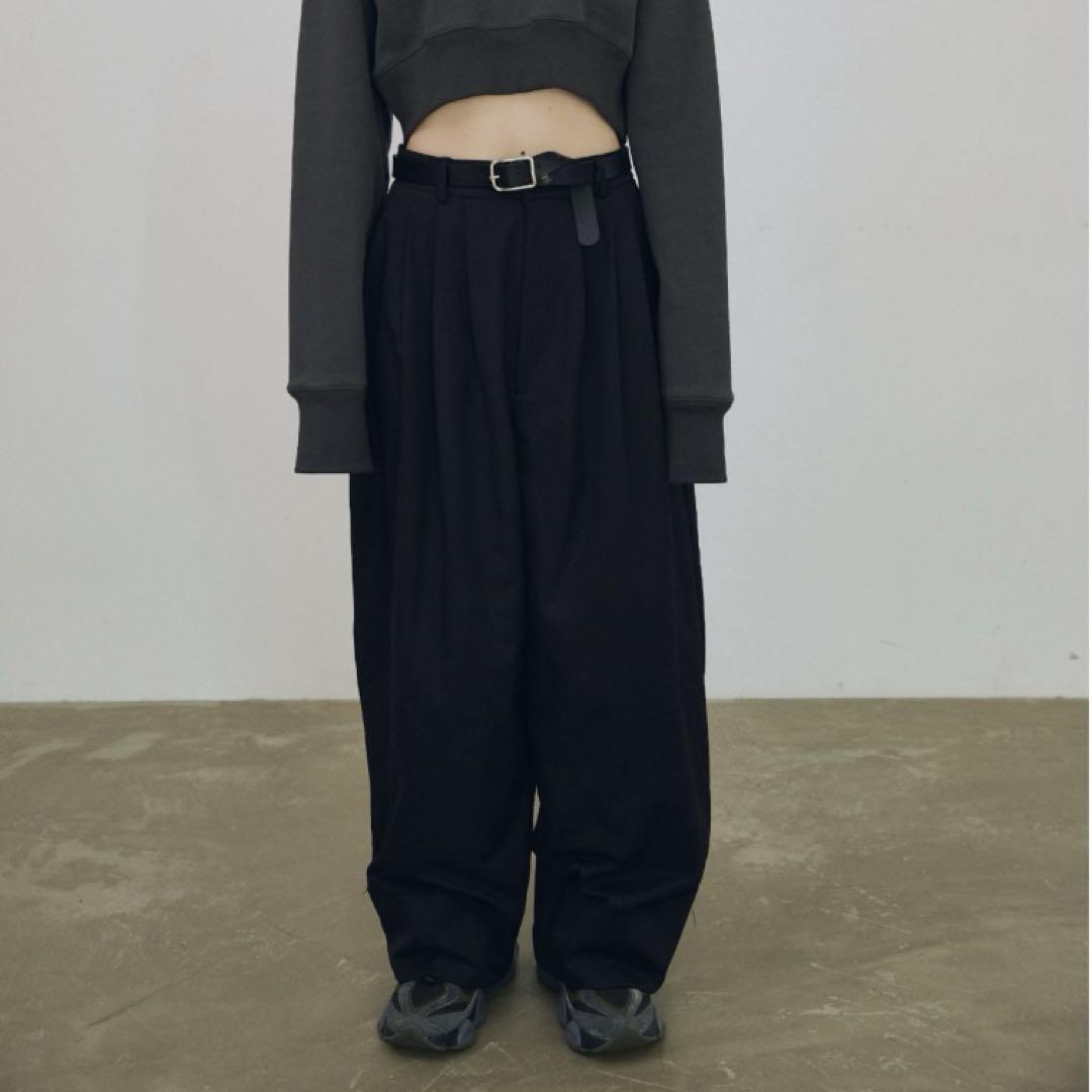 lit 新品未使用タグ付きHalf Up Tuck Pants