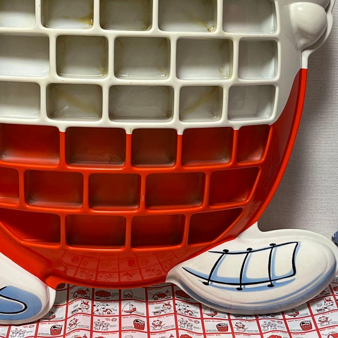 激レア 什器 キンダーサプライズ フィギュアラック 棚 プラスチック製 非売品 激レア 什器 キンダーサプライズ フィギュアラック 棚 プラスチック製 非売品