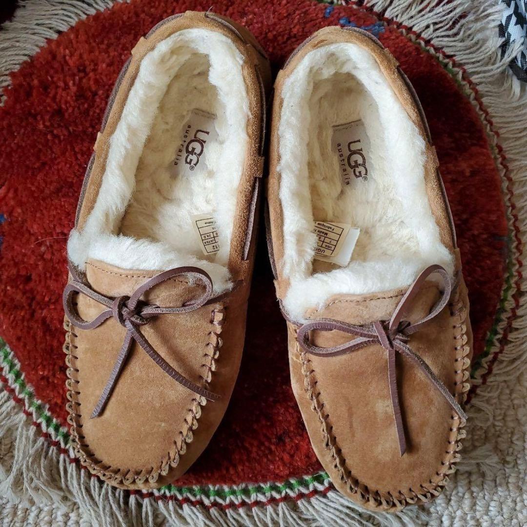 UGG モカシン ムートン24cm・UGG