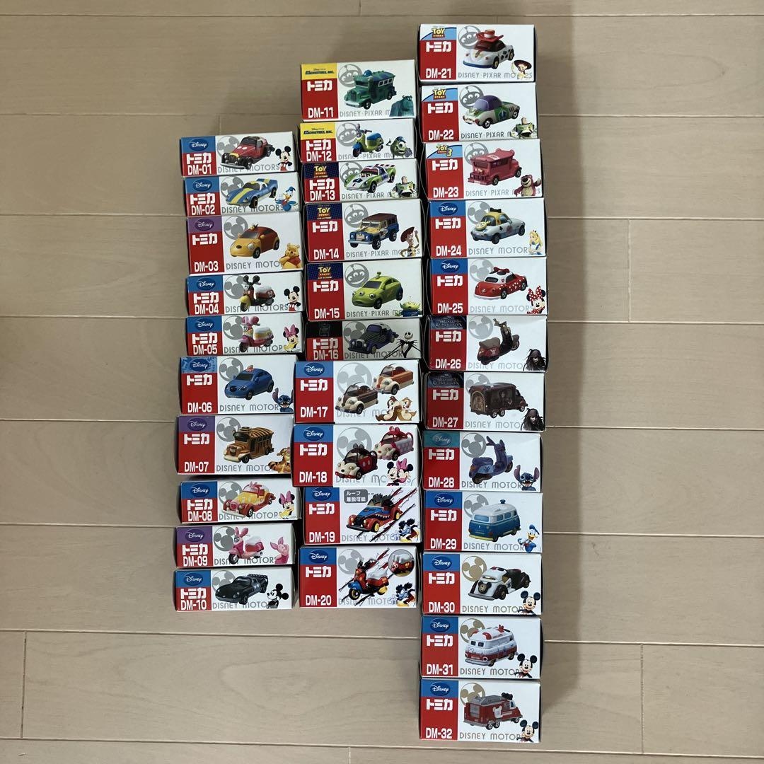 ディズニー トミカ　モータース　全32種　DM1〜32 2008〜2011年