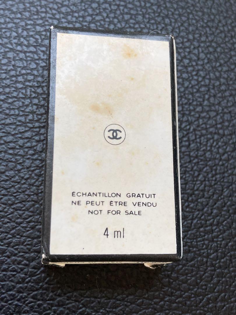 贈り物 希少 CHANEL シャネル 香水ミニボトル ストラップ ゴールド 小物