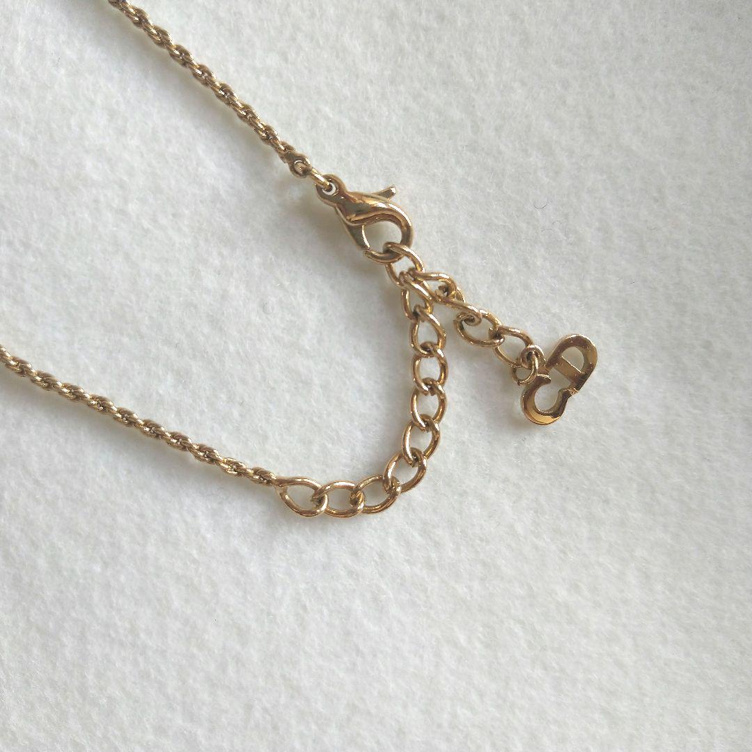 美品 クリスチャン ディオール ネックレス スウィング ロゴ ゴールド　 刻印 美品 クリスチャン ディオール ネックレス スウィング ロゴ