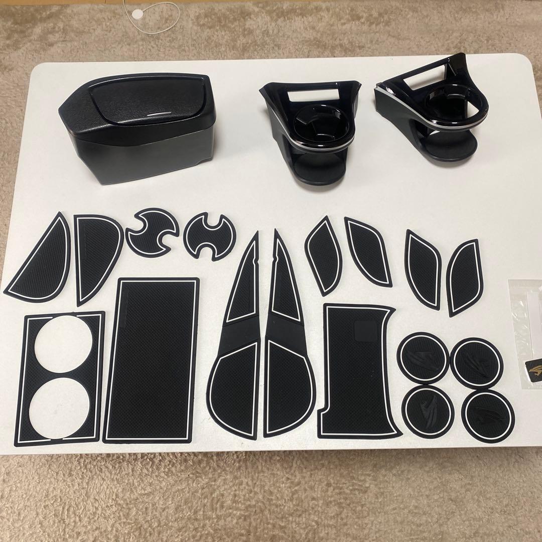 80ハリアー　車内アクセサリー