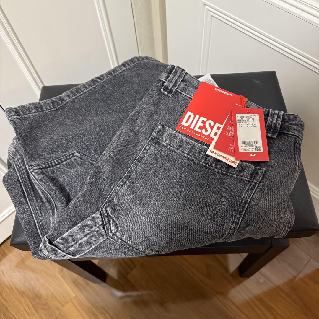 DIESEL D Livery Short 新品タグ付き DIESEL D Livery Short 新品タグ付き