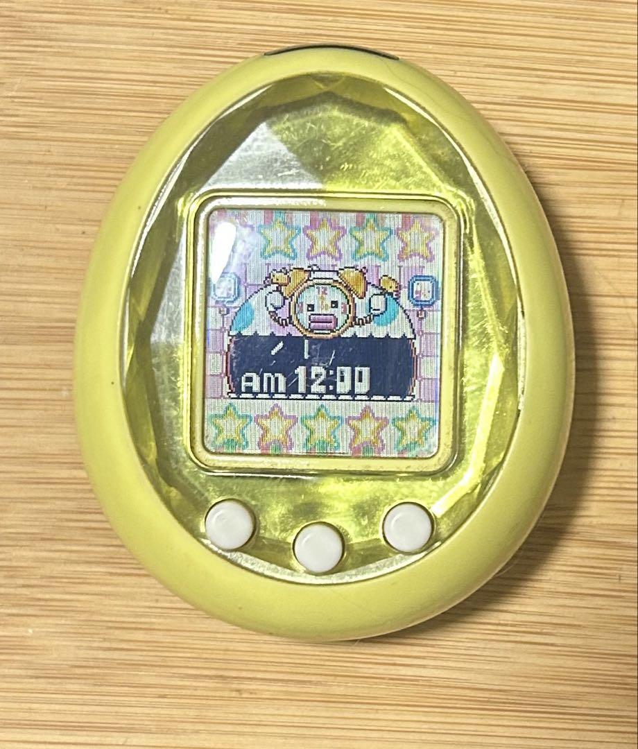 たまごっちiD (Tamagotchi iD) イエロー
