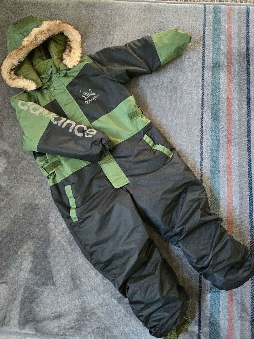 aavance フード付きジャンプスーツ グリーン/ブラック　スノーダウン