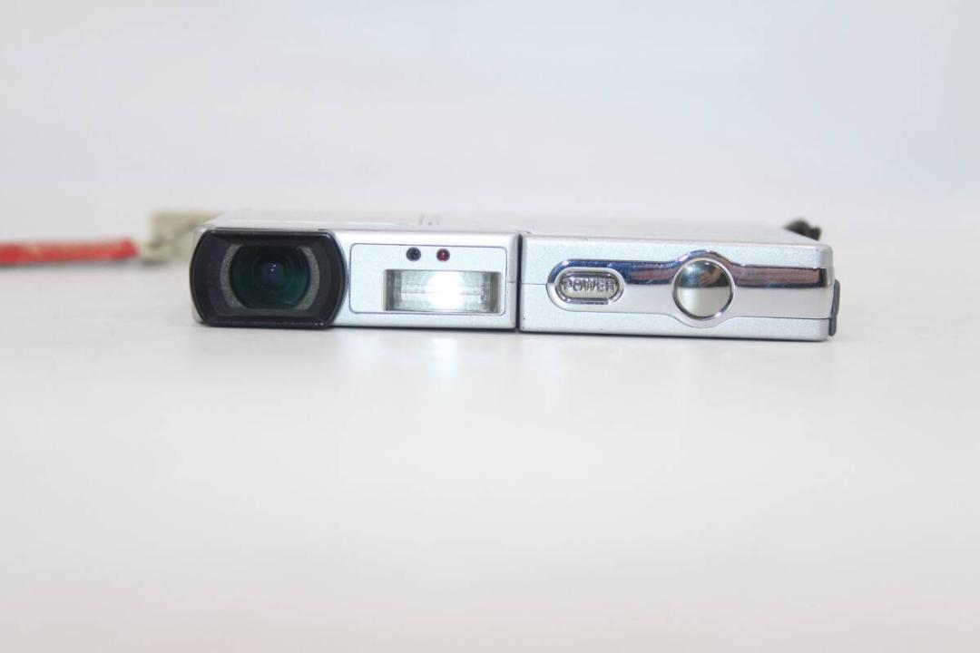 2025最新のスタイル ジャンク 通電OK KYOCERA シルバー SL400R Finecam デジタルカメラ