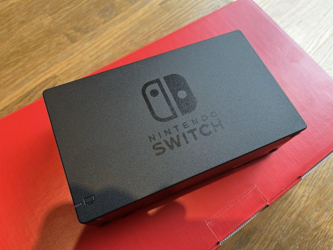 <購入当時の備品など、フル装備>Nintendo Switch 本体