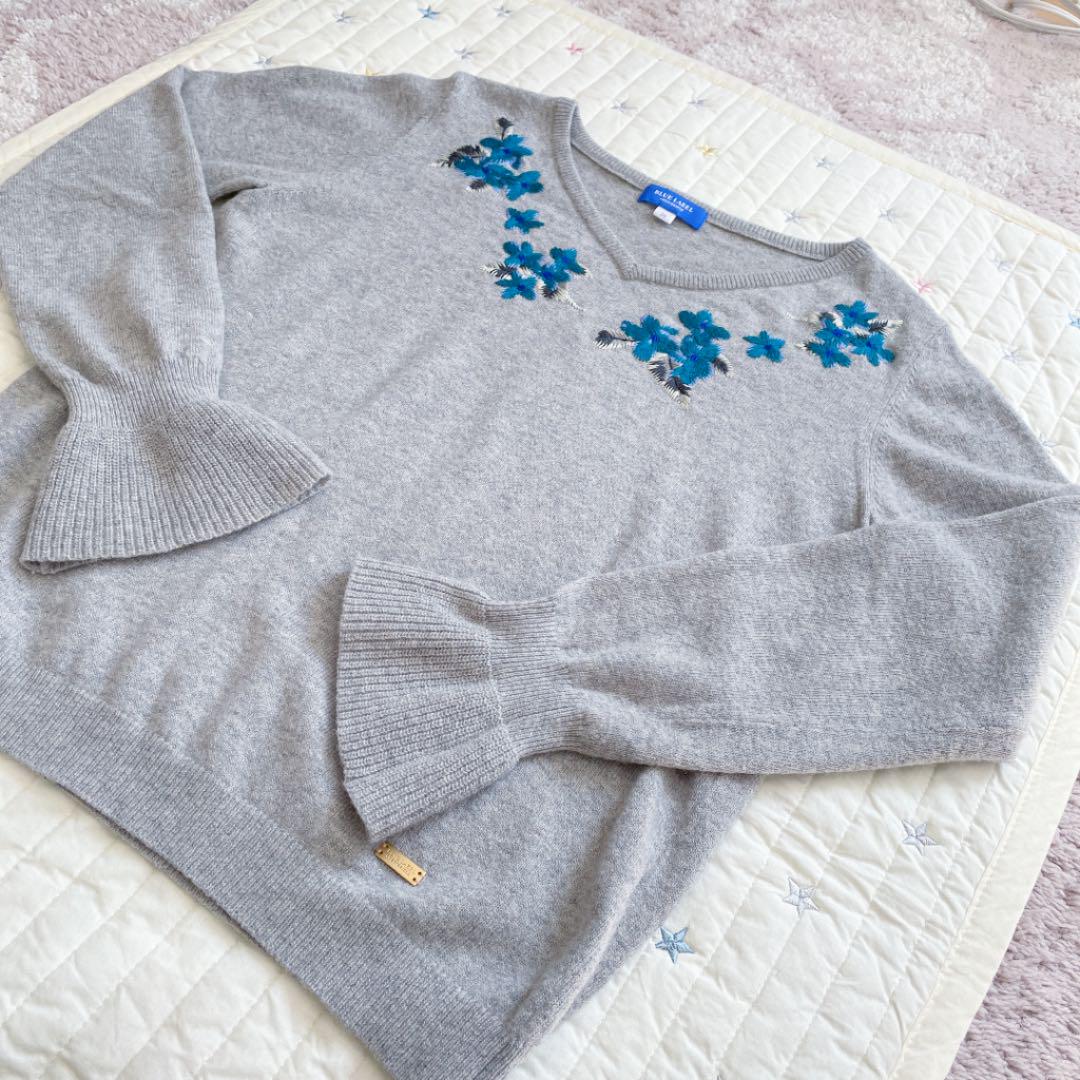 ブルーレーベルクレストブリッジ お花刺繍セーター DxAF6-m59589953614 即納大特価