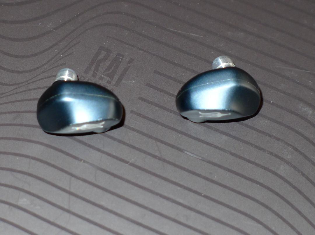 Meze Audio RAIPENTA イヤホン