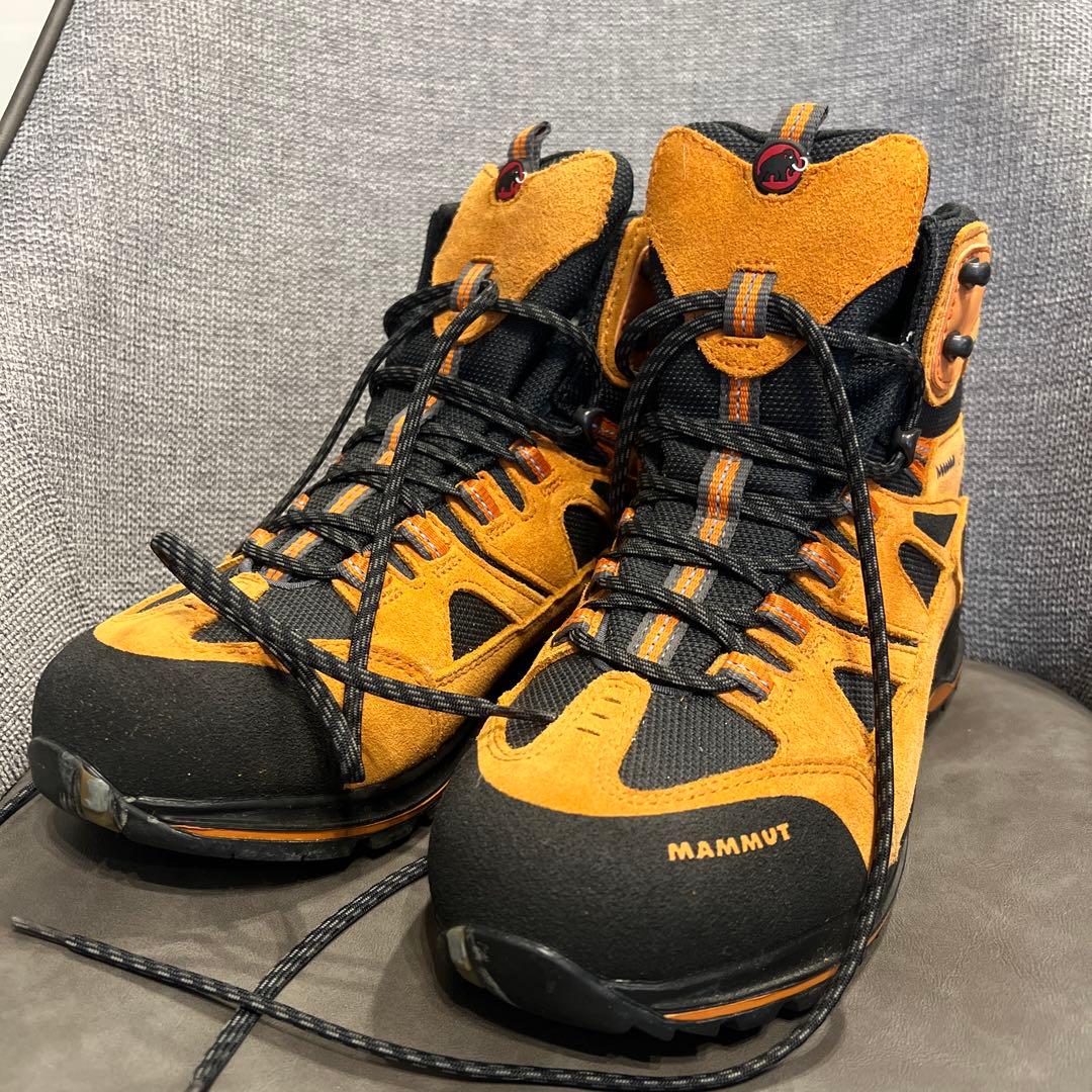 マムートトレッキングシューズ テトンGTX MEN UK8 26.5cmMAMMUT