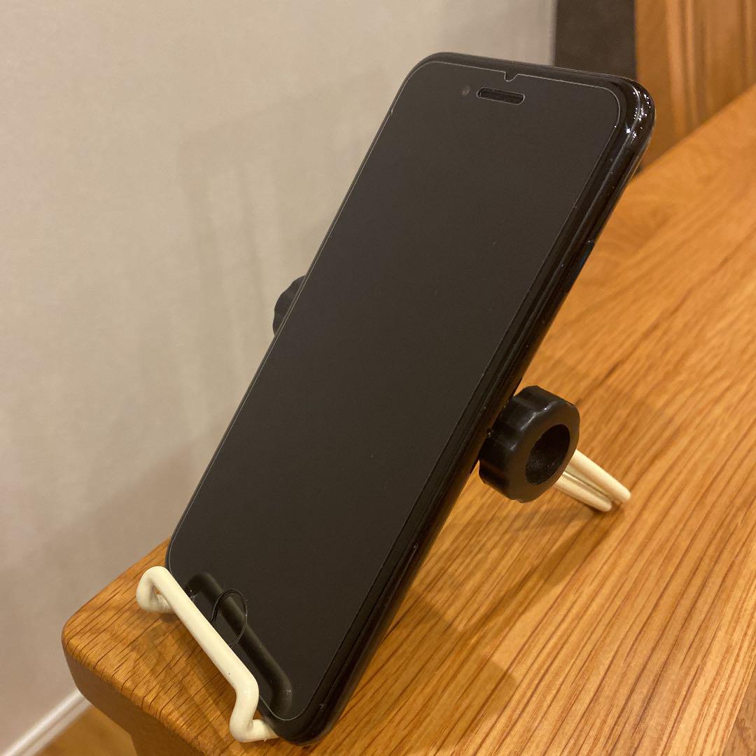 かんたんラ 箱付き iphone 7 Jet Black 32GB SIMロックフリーの通販 by