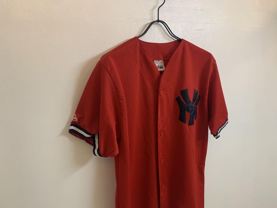 NEW YORK YANKEES Majestic ベースボールシャツ レッド